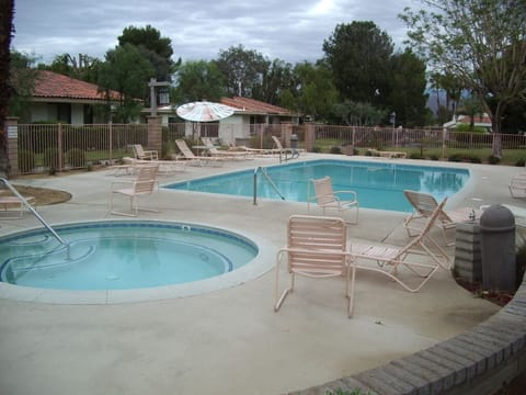 Pool & Hot Tub