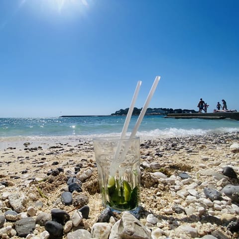 Beach nearby, beach towels