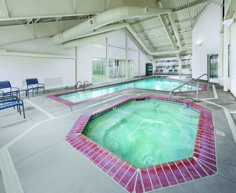 Indoor pool, outdoor pool