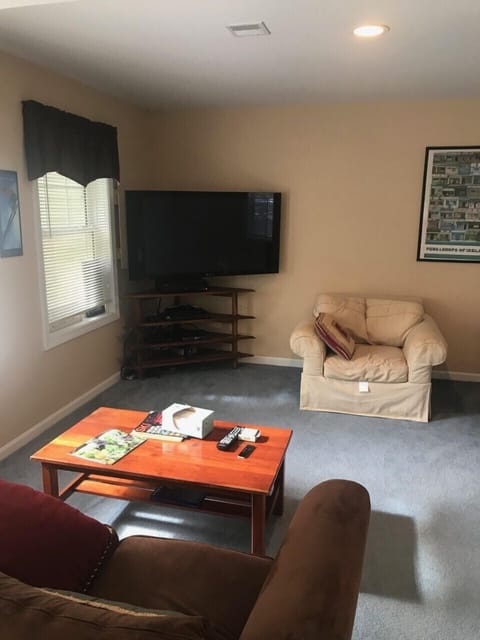 Living area | TV, DVD player, foosball