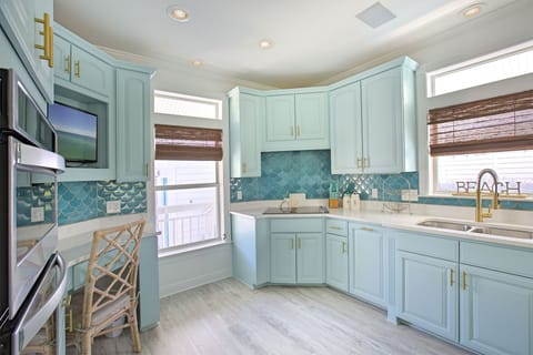 20-Anchor-Pointe-Kitchen-Alt