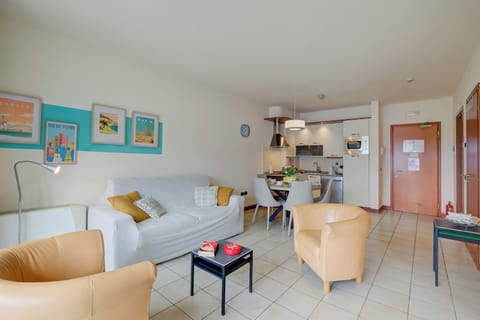 Living and dining room