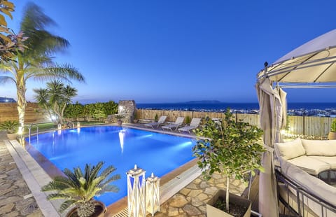 Indoor pool, outdoor pool, sun loungers