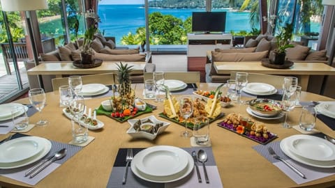 4 Bedroom Ocean view Villa in Surin 4235