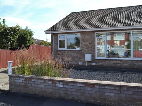 Lovely seaside holiday cottage | Grays Cottage, Bridlington