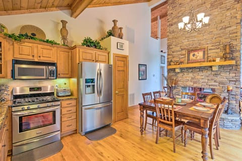 Kitchen | Fully Equipped | Dining Area