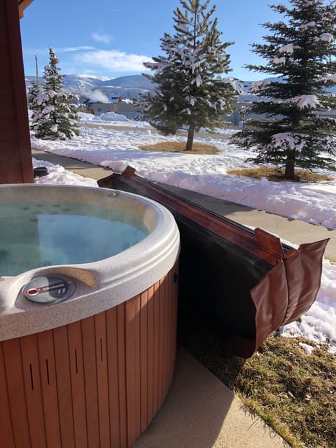 Hot tub!