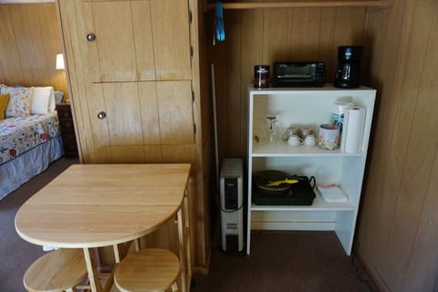 Make your morning toast and coffee and hit the trails for the da - Make your morning toast and coffee and hit the trails for the day!