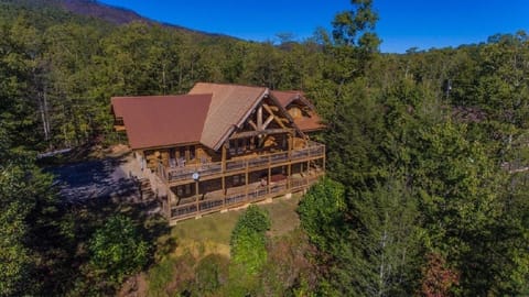 Dreaming Bear - Your Private Lodge with Spectacular Views