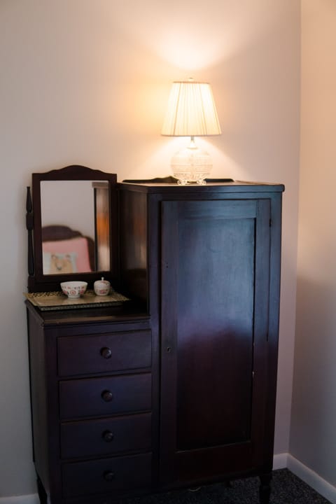 Dresser in bedroom #2
