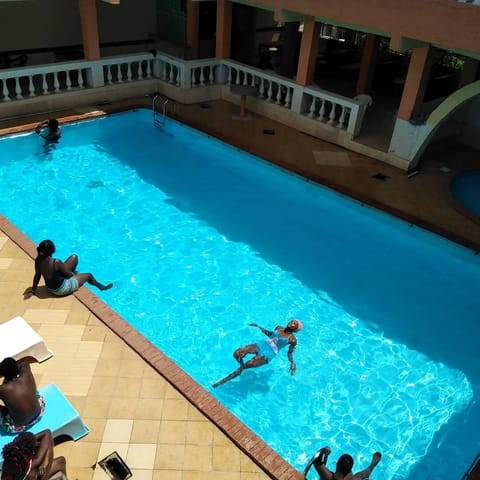 Indoor pool, outdoor pool