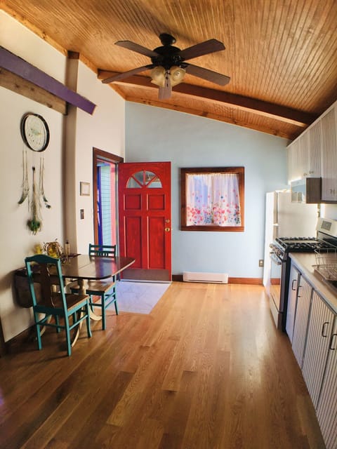 Front entrance to kitchen