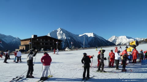 Snow and ski sports