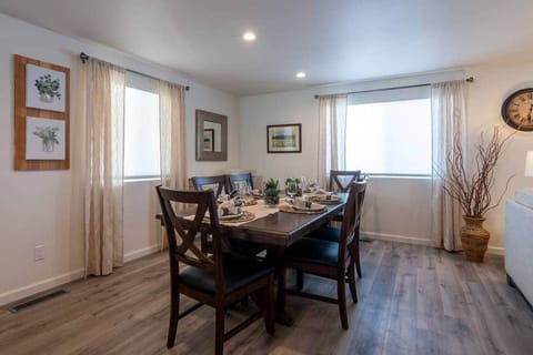 The table is set! Dining area can hold up to 6 guests comfortably.