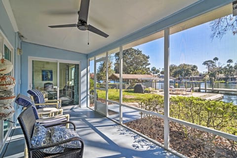 Experience the best of the Sunshine State at this beautiful Homosassa home!