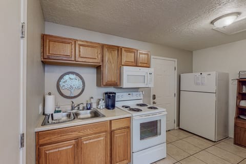 Please check out our other 5 star listings at prosperohomestay