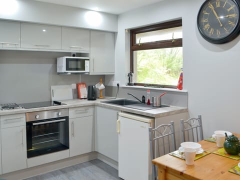 Kitchen/diner | Kerrera - Puffin, Oban