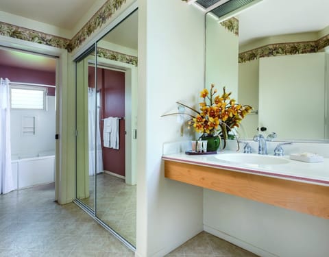 1 Bedroom Upper Level