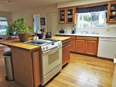 b3f80acf-9713-44fd-9b80-fe5c2a5e7dd0