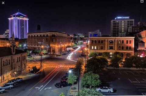 ONLY 5 MINUTES AWAY FROM DOWN TOWN MONTGOMERY ALABAMA 