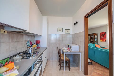 Kitchen and dining area