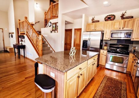 Fully-equipped kitchen