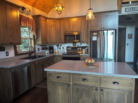 Fully-equipped kitchen