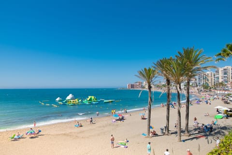 Beach nearby, beach towels