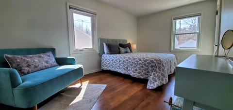 3 bedrooms, hypo-allergenic bedding, in-room safe, desk