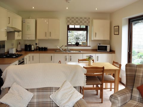 Open plan living space | Brooklands Cottage, Bellerby, near Leyburn