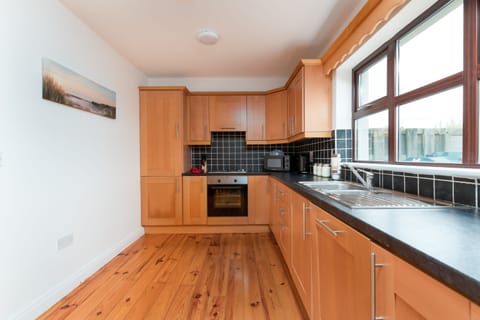 Ceol_Na_Mara_Fethard_on_Sea_Wexford_5_Bedrooms