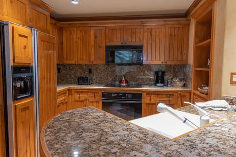 Indoors, Floor, Flooring, Hardwood, Kitchen