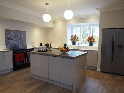 Large kitchen, Range American fridge freezer, wine cooler and coffee machine