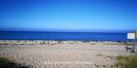 Beach nearby, sun loungers