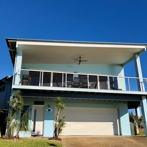 The Blue Ocean View Beach House, Tangalooma Resort, Moreton Island