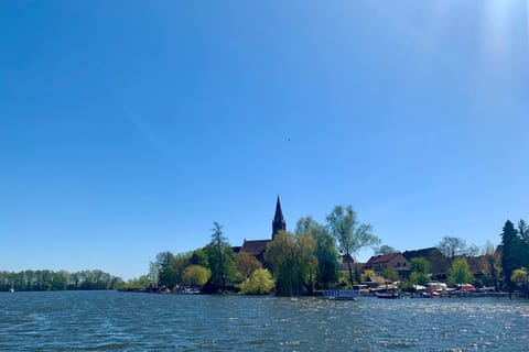 Immediate Surroundings [summer] (<1 km)