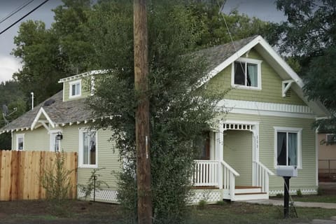 Taber Cottage-1937 resorted historic home