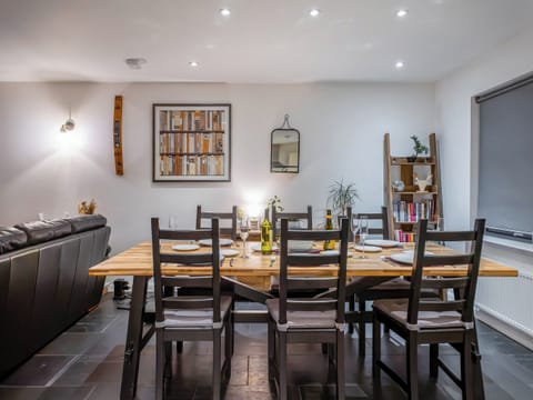 Charming dining area | Thistlebank, Banton, near Kilsyth
