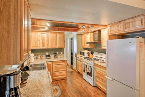 Kitchen | Cooking Basics | Drip Coffee Maker