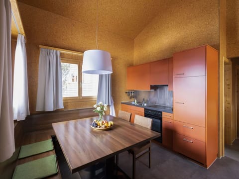 Table, Furniture, Cabinetry, Property, Building, Countertop, Kitchen Appliance, Chair, Wood, Kitchen