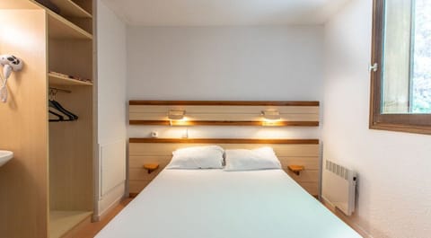 Drift to sleep in a comfortable Double bed after a wonderful day outside.