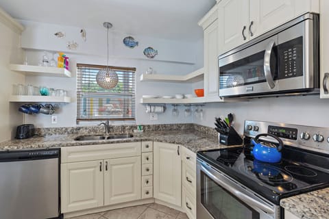 Gorgeous updated kitchen!