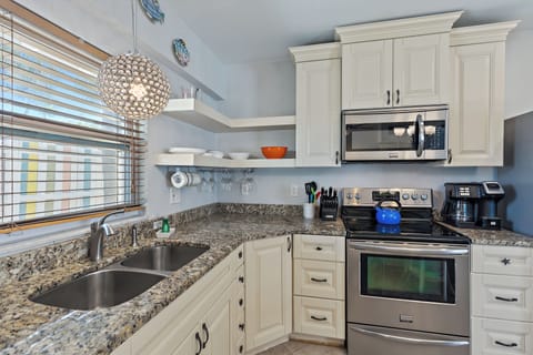 Gorgeous updated kitchen!