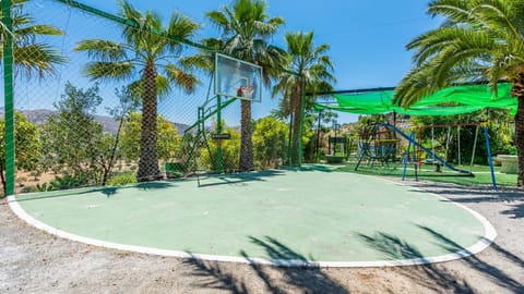 Sport court