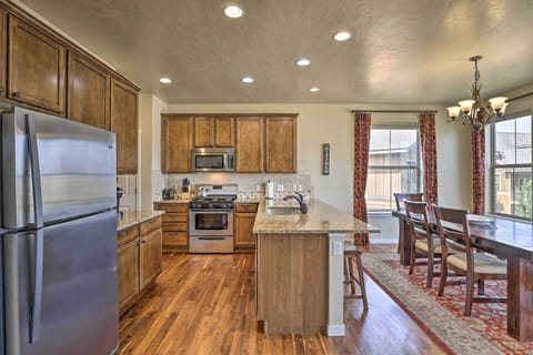 Kitchen | Fully Equipped