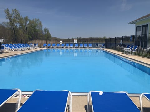 Outdoor pool, a heated pool