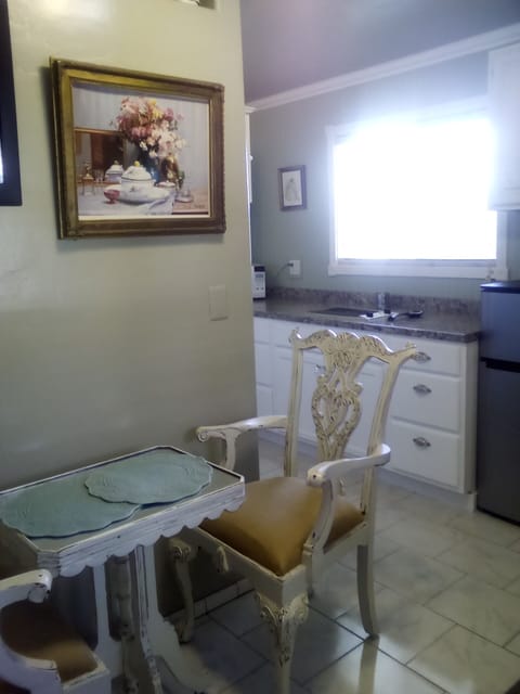 dining table for two