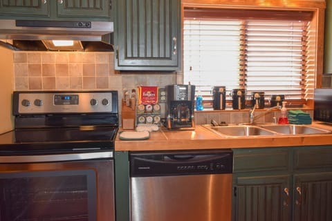 Oven, stovetop, dishwasher, coffee/tea maker