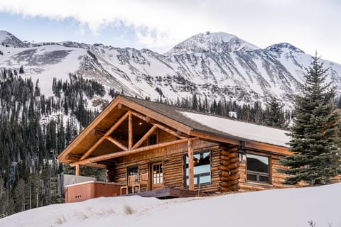 Gold Rush - Cowboy Heaven Cabin - ON the Powder River Ski slope