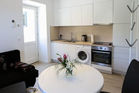 Villa White & Co | The kitchens are equipped with all modern facilities